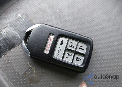 2014 Honda Odyssey Touring/Touring Elite z USA, uszkodzony, nr VIN 5FNRL5H90EB040151